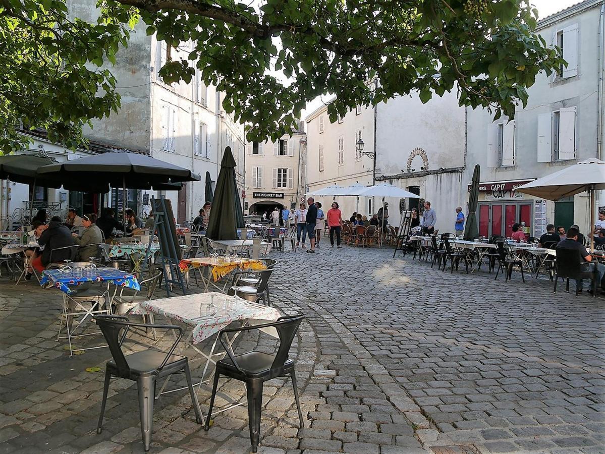 Appartement Saint-Nicolas La Rochelle  Exteriör bild
